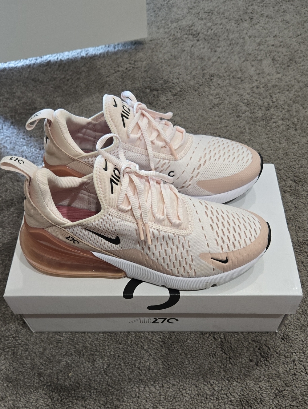 Nike Air Max 270 Women’s Sneakers - Blush Pink - Picture 3 of 6